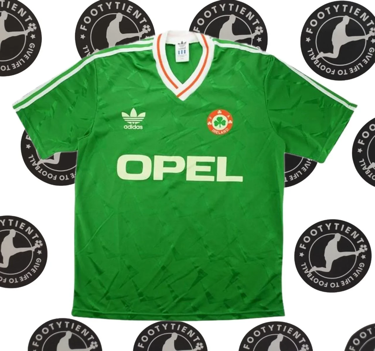 HEMEN KARGO - İrlanda 1990 Retro Forma " M BEDEN "